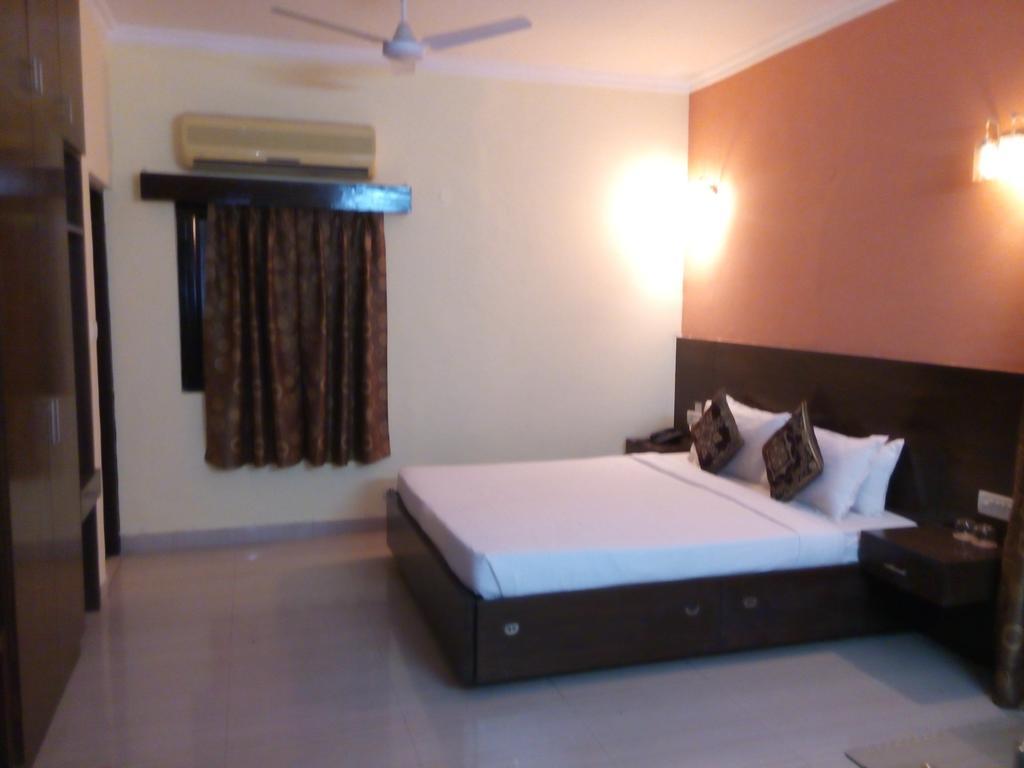 Green Villa Bed & Breakfast New Delhi Room photo
