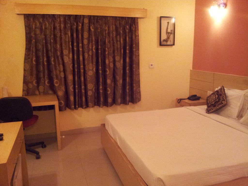 Green Villa Bed & Breakfast New Delhi Room photo